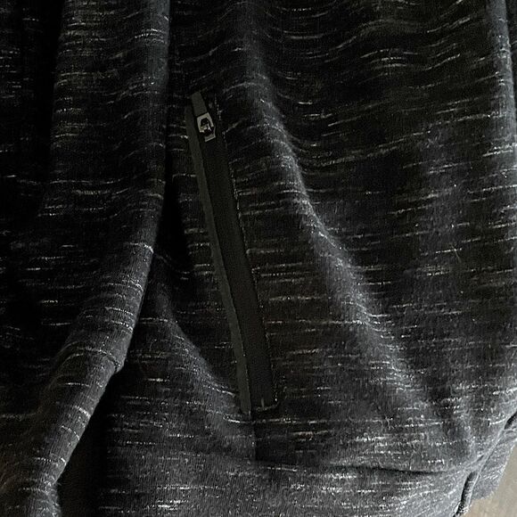 Youth All-In-Motion Black, Speckled Full-Zip Long-Sleeve Jacket. Size Medium. - Picture 3 of 5